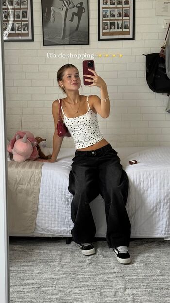 Full leaked Lananegrini private onlyfans photo