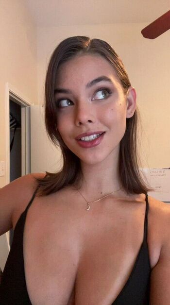 Full leaked Laneya grace private onlyfans photo