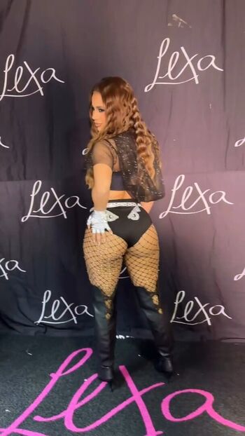 Full leaked Xoxo itsriah/ private onlyfans photo