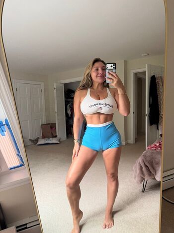 Lexis Deanna