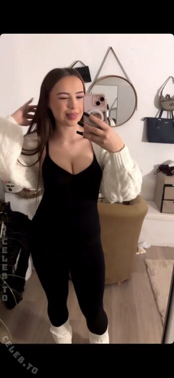 Full leaked Lina zofia private onlyfans photo