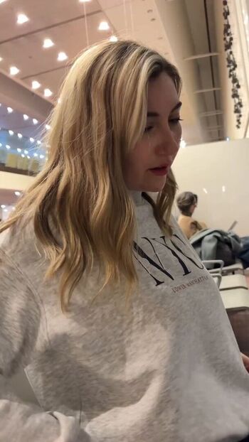 MaddieHolland