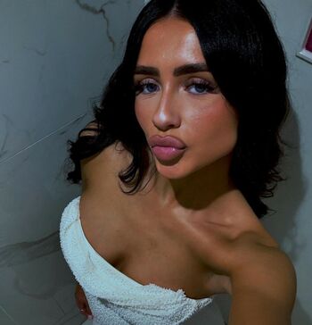 Full leaked Mckenzie burgess page private onlyfans photo