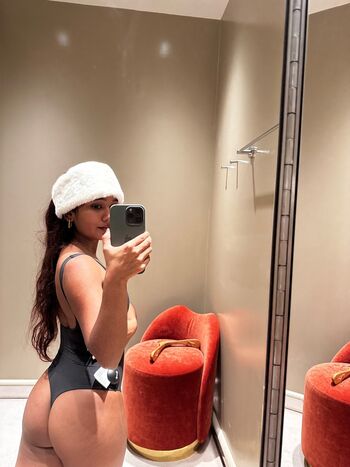 Full leaked Mia z page private onlyfans photo