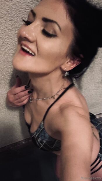 Full leaked Miarosexxx private onlyfans photo