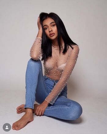 Full leaked Mira patel private onlyfans photo