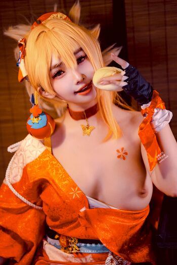 Full leaked Momocat w private onlyfans photo