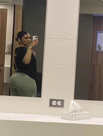 Muscle-fat Girls