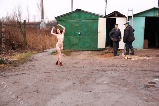 Nackt In Russland