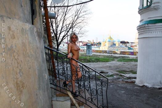 Nackt In Russland