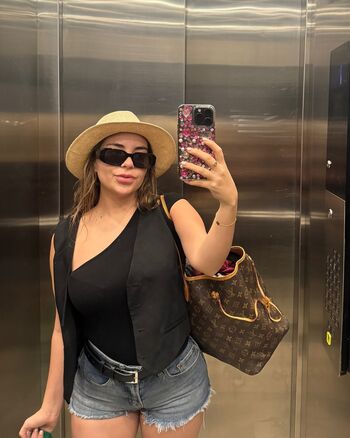 Full leaked Nair aliaga private onlyfans photo