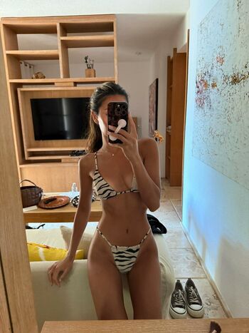 Full leaked Nathalie lok private onlyfans photo