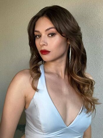Nicole Maines