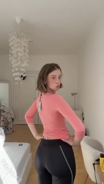 Full leaked Nylaamriaa private onlyfans photo
