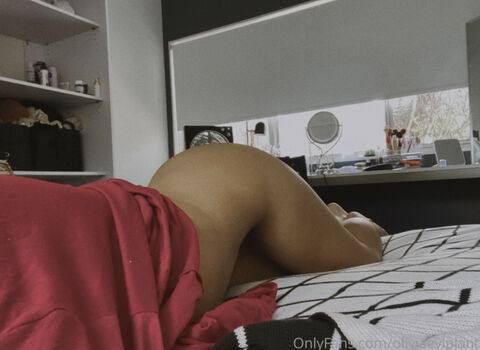Full leaked Olivia evi plant private onlyfans photo
