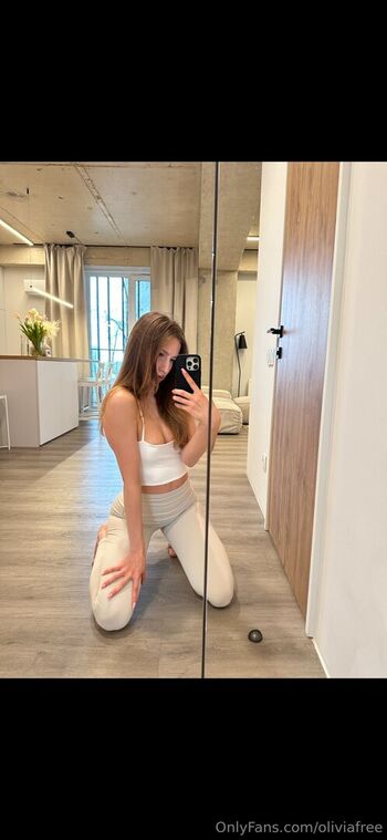Full leaked Oliviafree private onlyfans photo
