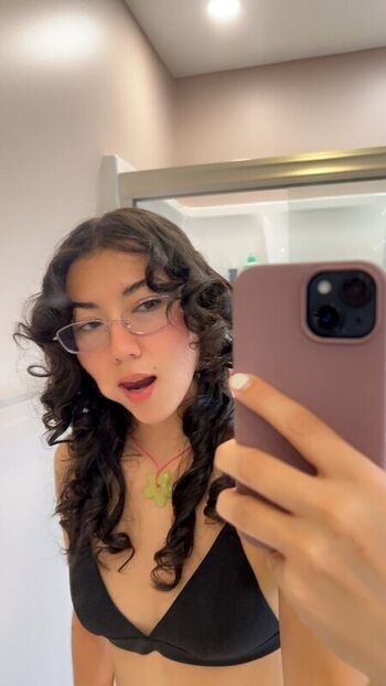 Full leaked Onlycallmelala page private onlyfans photo