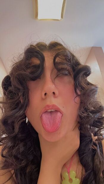 Full leaked Onlycallmelala private onlyfans photo