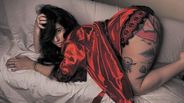 Full leaked Poppycarmine private onlyfans photo