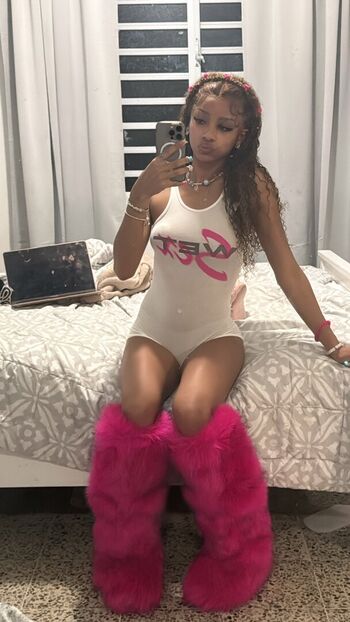 Full leaked Prettygirll mara private onlyfans photo