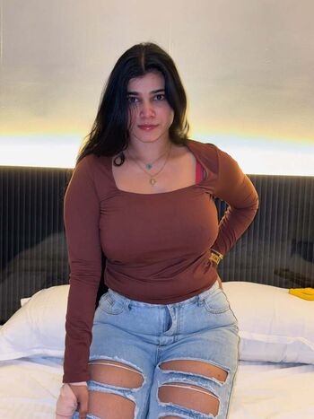 Full leaked Sadhana naidu private onlyfans photo