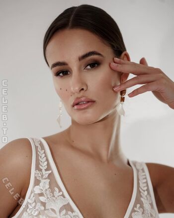 Full leaked Samira wsbg private onlyfans photo