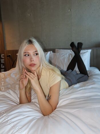 Full leaked Sarahtoninx private onlyfans photo