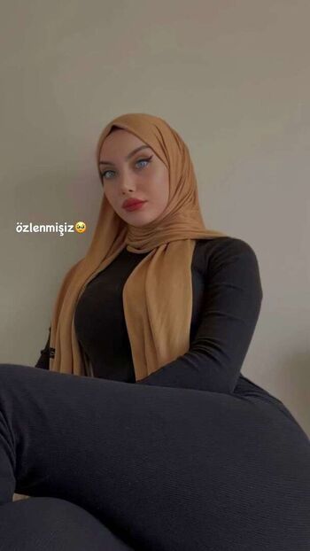 Full leaked Sariikubraa  page private onlyfans photo