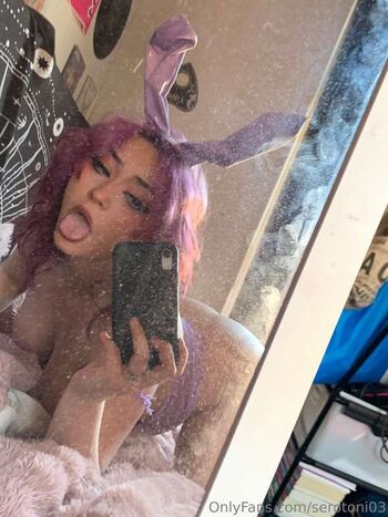 Full leaked Serotoni private onlyfans photo