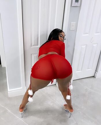 Full leaked Sexxy red private onlyfans photo