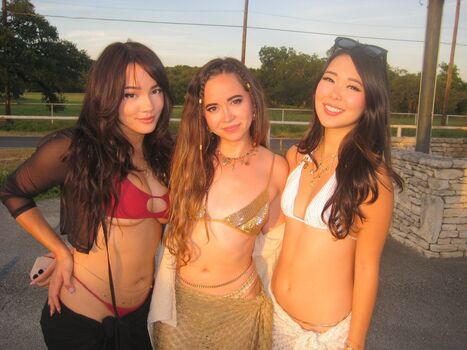 Slave Girl Leia Girls