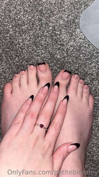 Full leaked Sophiesin private onlyfans photo