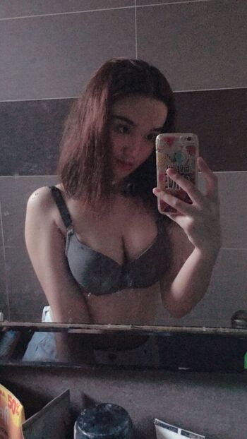 Full leaked Sweetidna private onlyfans photo