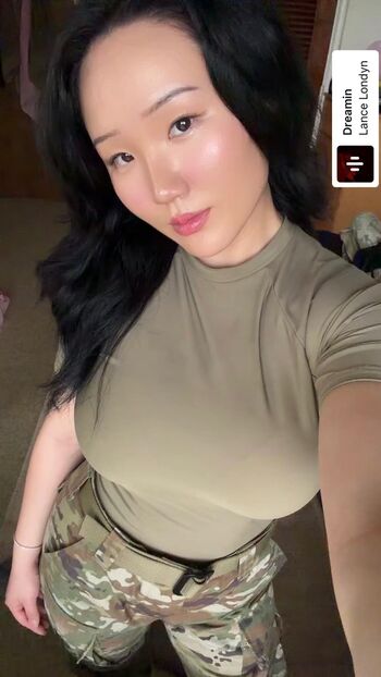 Thick Asian Women