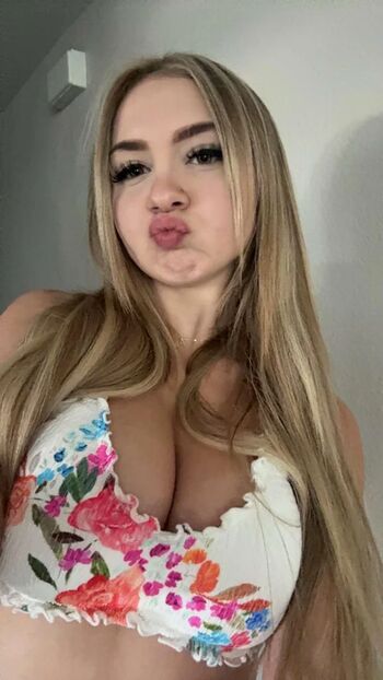 Full leaked Turtleegirll private onlyfans photo