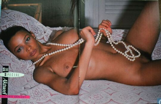 Vintage Starlets