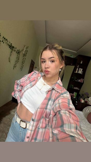 Full leaked Bella da semana/ private onlyfans photo