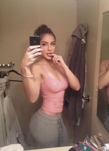 Full leaked Emmi viola/ private onlyfans photo
