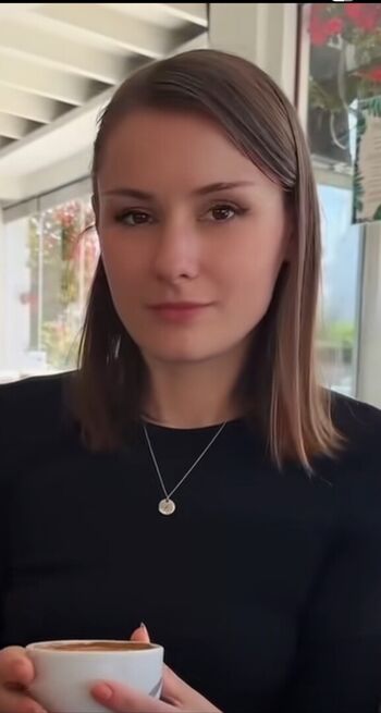 Full leaked Anna maria schimanski / private onlyfans photo