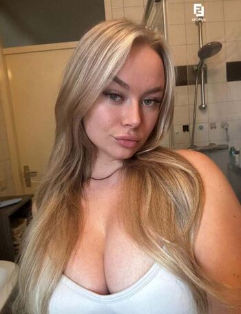 Full leaked Xrromys private onlyfans photo