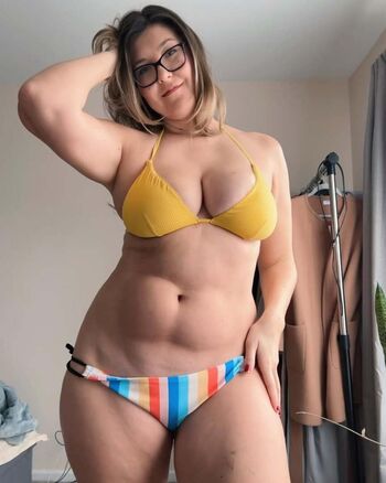 Full leaked Yogi bea private onlyfans photo
