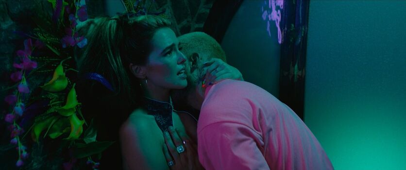 Full leaked Zoeydeutch private onlyfans photo